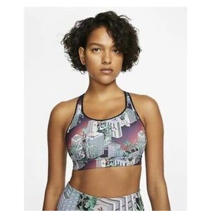 Nike Impact Strappy Sports Bra